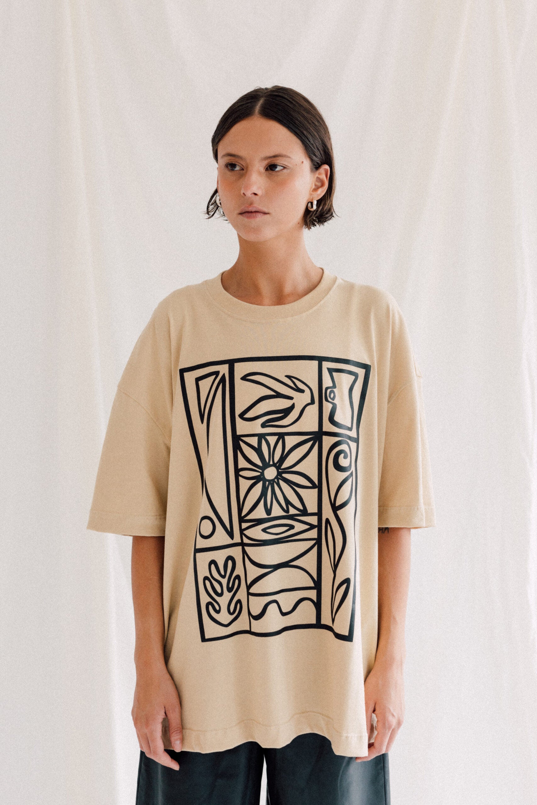 CAMISETA JARDINES OVERSIZE