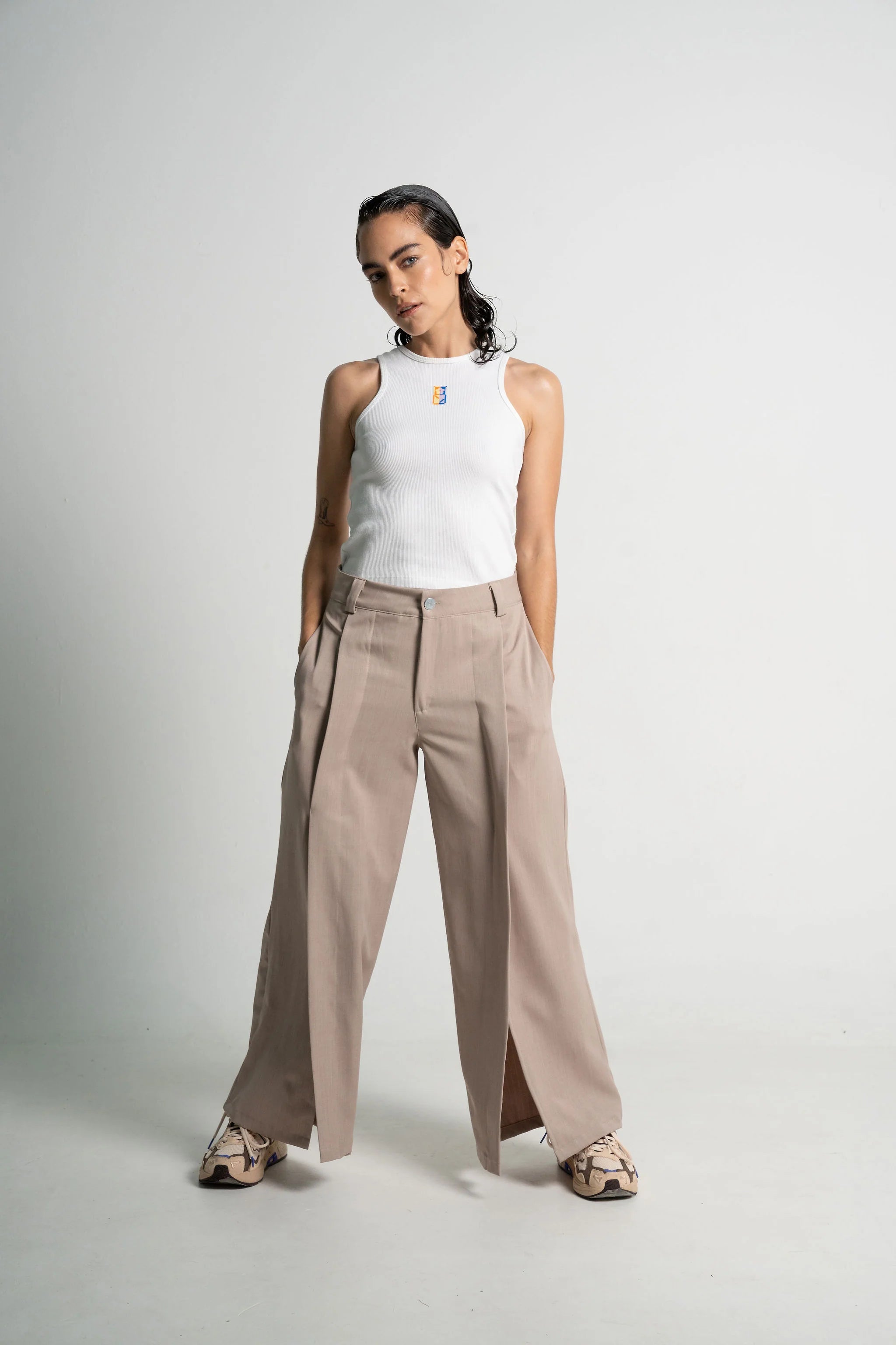 PANTALÓN BARI BEIGE